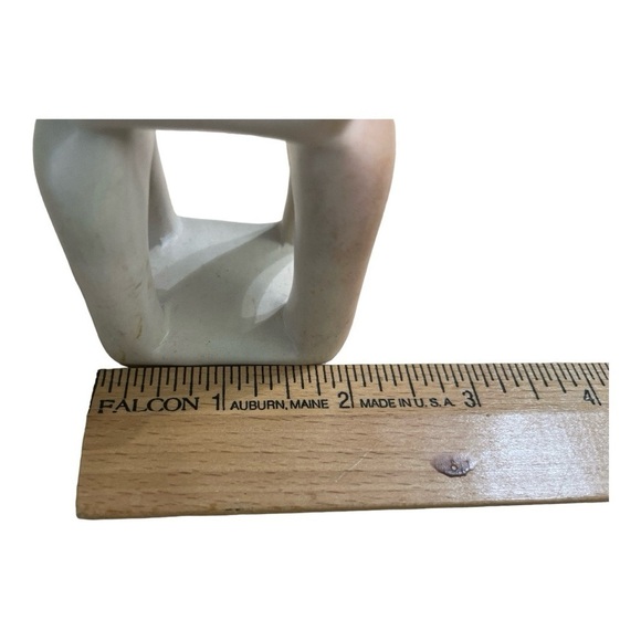 Handcarved Kisii Ware
Soapstone Kissing Hugging
Figures Figurine made in Kenya - Picture 8 of 9